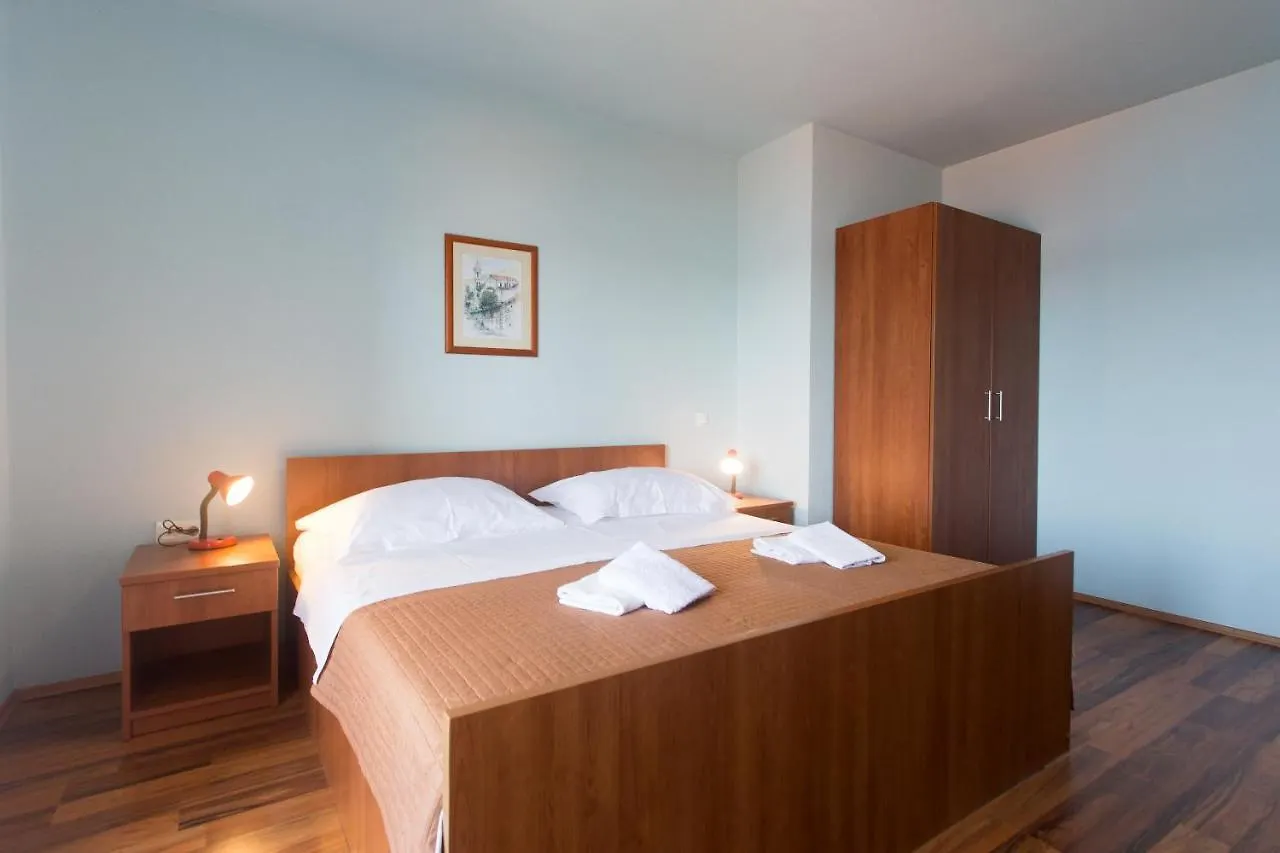 Apartments Alajbeg Trogir 0*,  Kroatien